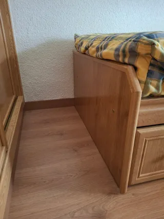 Cama nido de madera con cajones