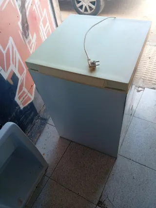 Congelador blanco funciona