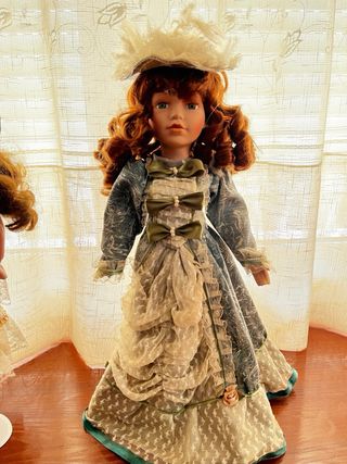 Bambole d'epoca per la decorazione