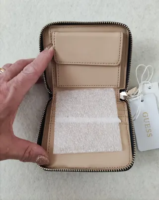 Portafoglio Guess Navy con Logo