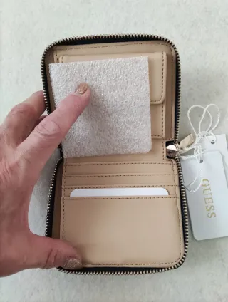 Portafoglio Guess Navy con Logo