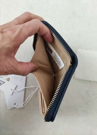 Portafoglio Guess Navy con Logo