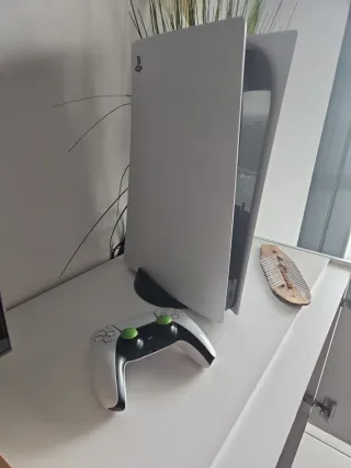 Consola Sony Playstation 5 Blanca