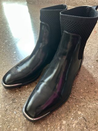 Botines Zara Negros con Tachuelas