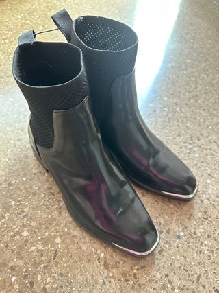 Botines Zara Negros con Tachuelas