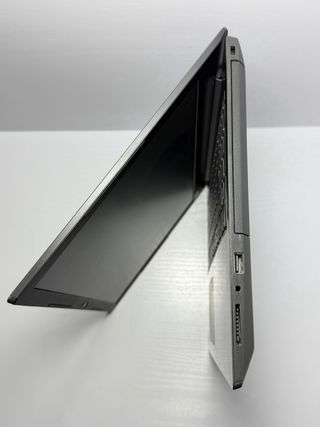 Lenovo V330 i5-8th / 8Gb / 256Gb