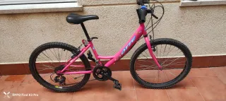 Bicicleta infantil niña rosa, usada.