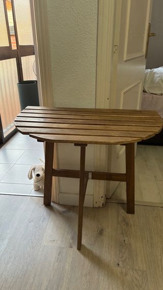 Mesa plegable de madera