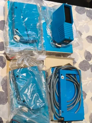 Fotocélulas DINEL (Sensores Ópticos) Várias fotocé