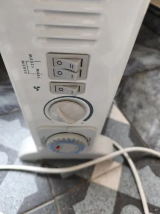 Radiador eléctrico blanco