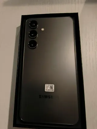 Samsung Galaxy S24 + Cargador Inalámbrico