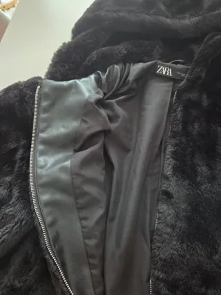 Abrigo Zara Negro Talla XL