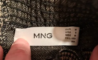 Vestido marrón y gris