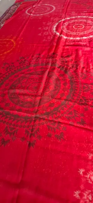 Pañuelo grande Desigual rojo y morado