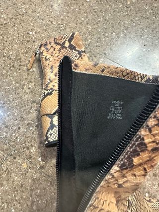 Botines Zara efecto piel serpiente