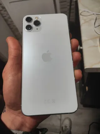 iPhone 11 Pro Max 64GB Plata