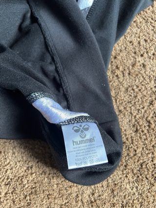 Sudadera Hummel Negra y Blanca