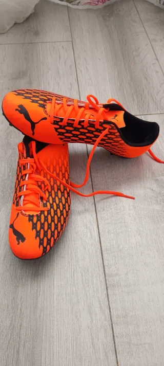 Zapatillas de fútbol Puma Tacos Naranja