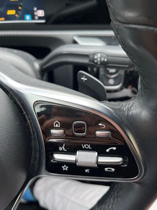 Volante Mercedes 2023