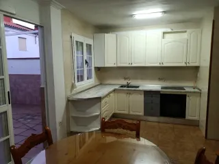 Se Vende maravillosa casa en la Barriada Almocobar