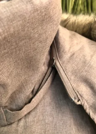 Abrigo mujer talla S con capucha