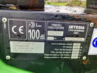 Tractor cortacésped Etesia