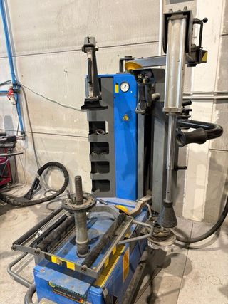 Desmontadora Neumáticos BEISSBARTH Servomat MS 67