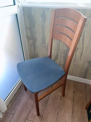 Pack 6 sillas madera azul y haya 50€