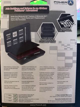 Nintendo DSi Blanca + Accesorios Pokémon