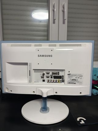 Monitor Samsung HDTV T24D391 24” Full HD HDMI