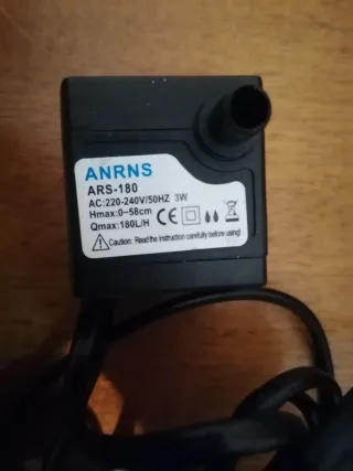 Pompa piccola fontana con luci LED