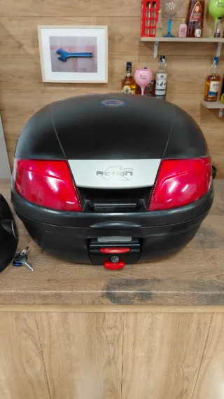 Baúl Moto 35L Negro