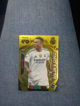 Balón Oro Mbappé cambio por invencible u oro puro