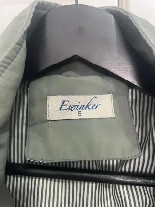 Parka Ewinger verde talla S. Precio negociable