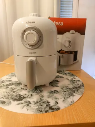 Freidora de aire Ufesa Capsule, 1 litro.