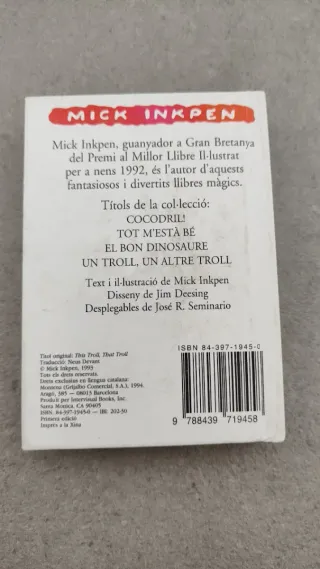 Conte pop up " Un troll, un altre troll"