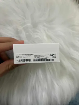 Adaptador Apple USB-C 20W