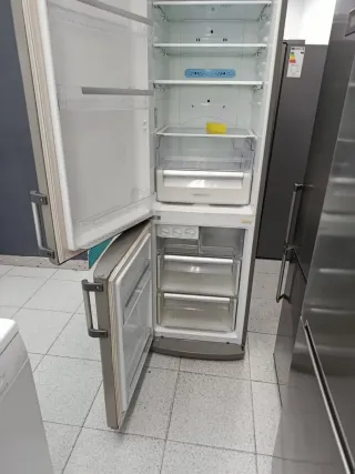 Nevera LG plateada 2,cm con garantía