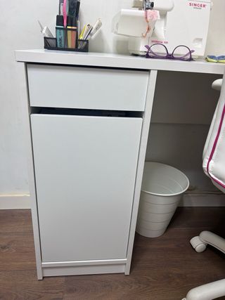 Escritorio Ikea KJELLARNE