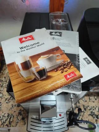 Cafetera MELLITA Caffeo Solo&Milk NEGOC. IMPECABLE