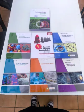 Cto. de libros de laboratorio clinico y biomedico