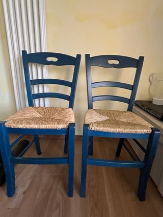 Coppia sedie legno di colore blu