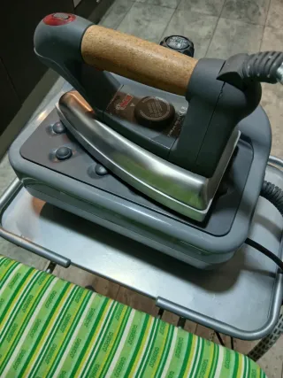 Plancha de vapor Vaporella Prof 1300