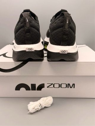 Zapatillas Nike Air Zoom Negras y Blancas
