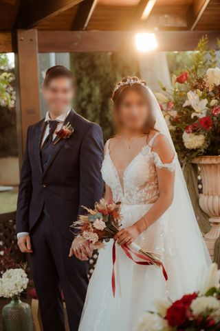 Traje novio Arax Gazzo azul marino pliegue bordado