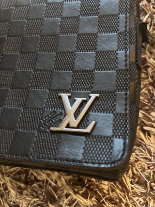 Riñonera Louis Vuitton Negra