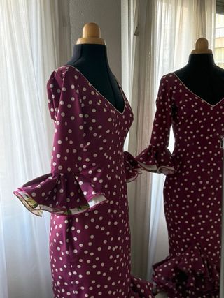 Vestido Flamenco Lunares Morado