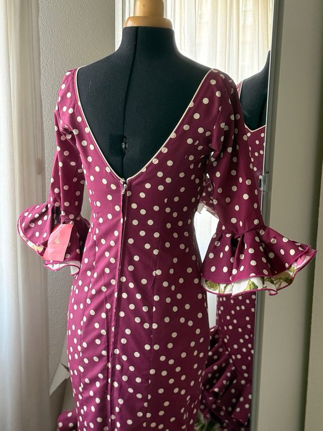 Vestido Flamenco Lunares Morado