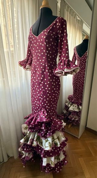Vestido Flamenco Lunares Morado