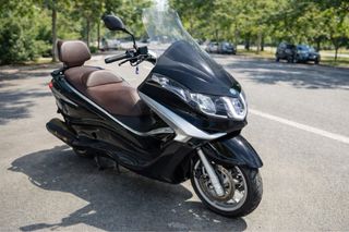 Maxi Scooter 500cc Piaggio X10 Executive - Full